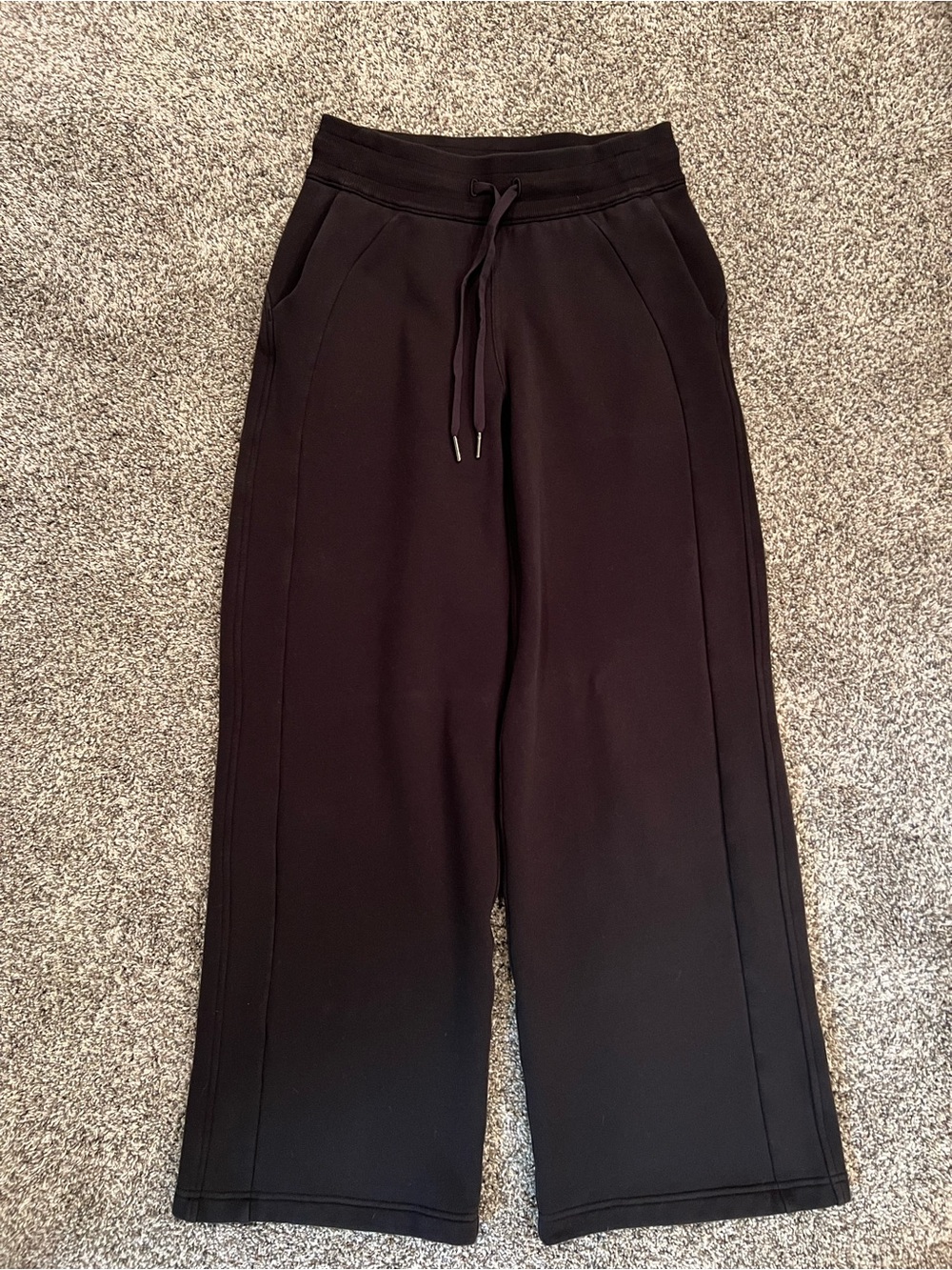 lululemon athletica Scuba Mid-Rise Wide-Leg Pant - Black - Picture 5 of 9